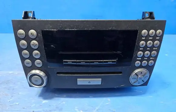 Mercedes-Benz SLK R171 Radio/CD/DVD/GPS head unit A1718200286