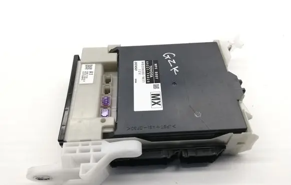 Toyota C-HR I Central body control module 89221F4020