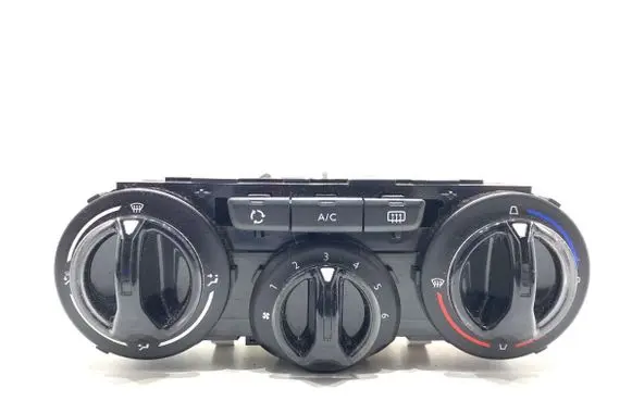 Peugeot 208 I Interior fan control switch E1063071