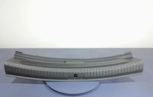 Other sill/pillar trim element