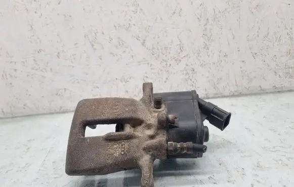 Audi A6 S6 C6 4F Rear brake caliper