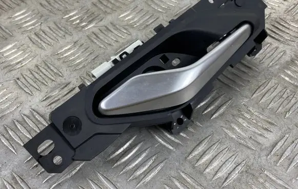 Jeep Grand Cherokee WL Rear door interior handle