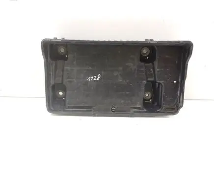 Battery tray