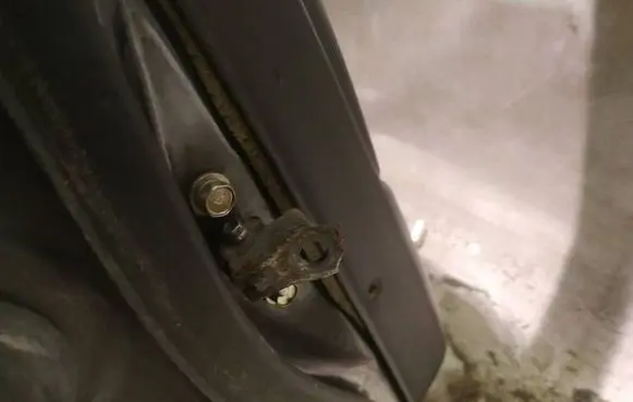 Lexus RX 300 Rear door check strap stopper 