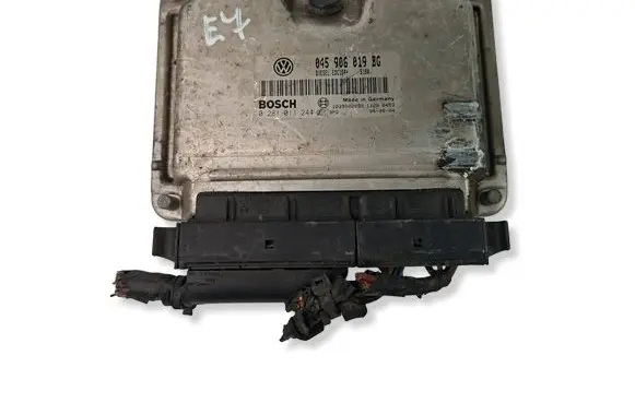 Seat Ibiza III (6L) Engine control unit/module 045906019BG 0281011244