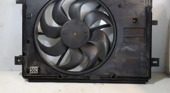 Citroen C4 II Air conditioning (A/C) fan (condenser) 