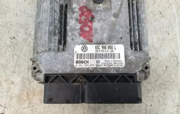 Skoda Octavia Mk2 (1Z) Engine control unit/module 03C906056L