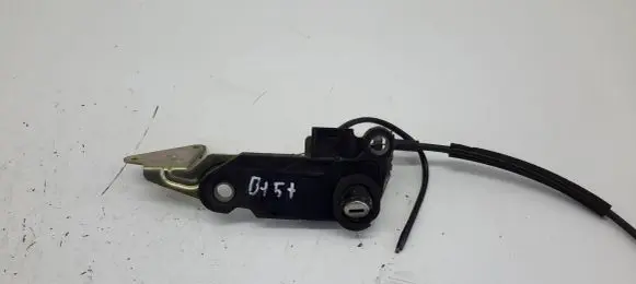 Volkswagen PASSAT B5.5 Tailgate exterior lock 3B9827297A