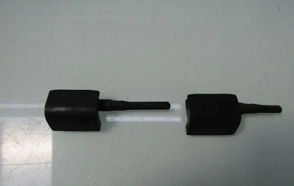 Mazda 3 Windshield washer spray nozzle 