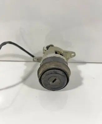Audi A6 S6 C4 4A Tailgate exterior lock 