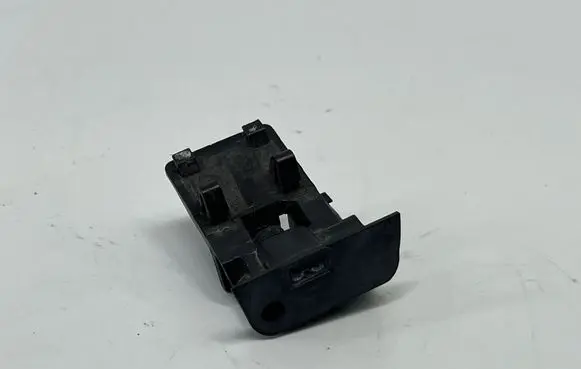 BMW X1 E84 Windshield washer spray nozzle 7183343