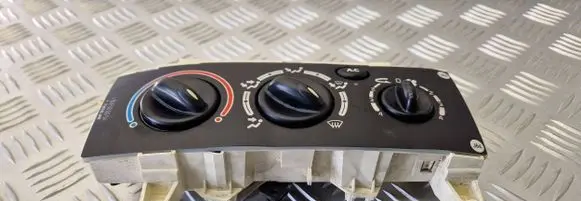 Renault Scenic I Climate control unit 663212P J64RAC 102042