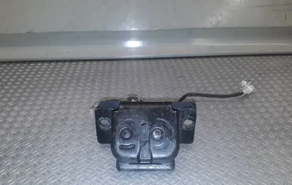 KIA Sorento Tailgate/trunk/boot lock/catch/latch 