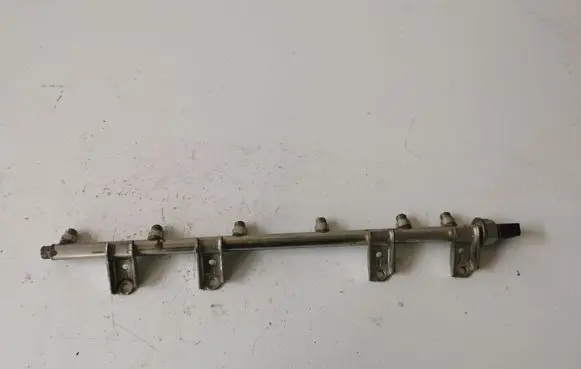 BMW 5 E60 E61 Fuel main line pipe 7535897