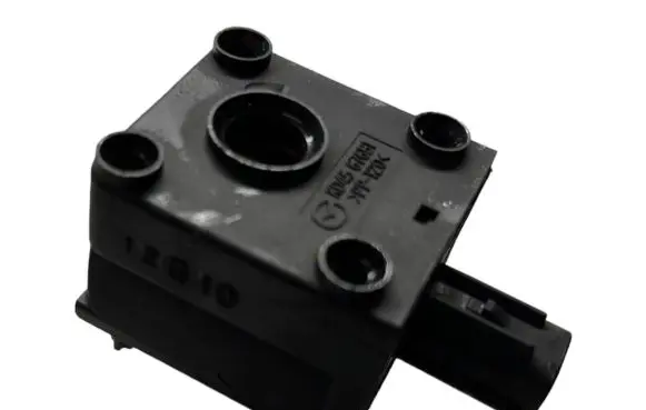 Mazda CX-5 Horn buzzer relay KD4567681