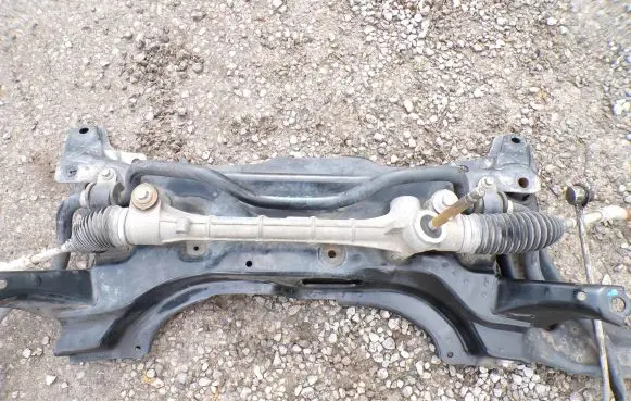 Toyota Yaris Front anti-roll bar/sway bar
