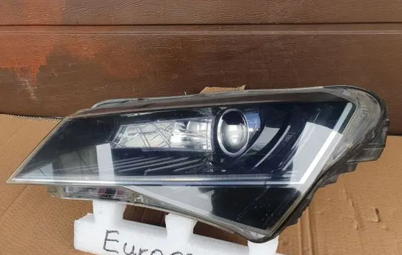 Skoda Superb B8 (3V) Headlight/headlamp 3V1941015A