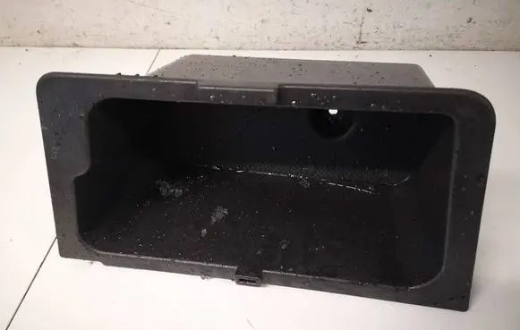 Chevrolet Captiva Glove box 96630545