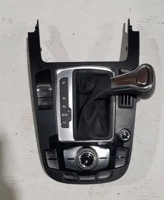 Audi Q5 SQ5 Gear shifter surround trim plastic 8T0919611K