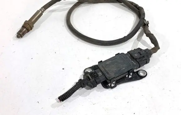 BMW 5 G30 G31 G38 Lambda probe sensor 8594553