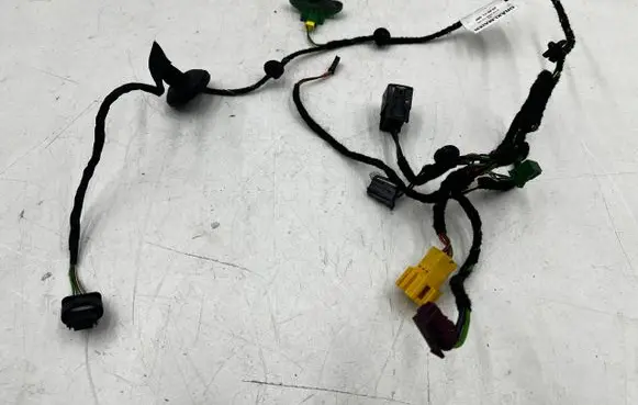 Mercedes-Benz CLS C218 X218 Rear door wiring loom 2185401205