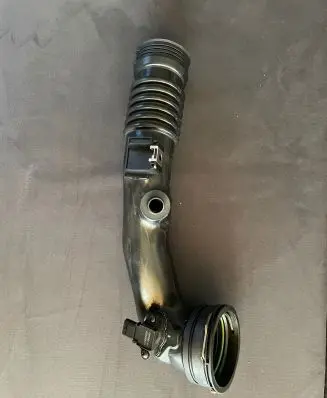 BMW 5 F10 F11 Intercooler hose/pipe 13717609811 7609811