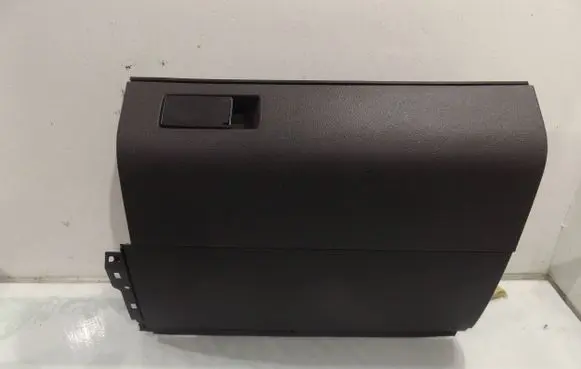 Volkswagen Touran I Glove box