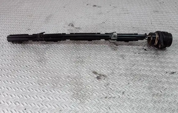 Volkswagen Touran I Fuel injector wires 038971803