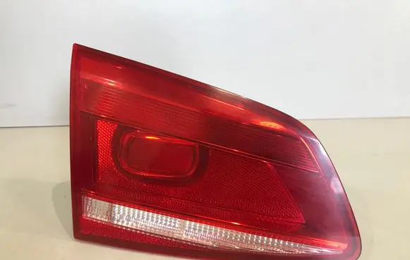 Volkswagen PASSAT B7 Tailgate rear/tail lights 3AF945093R