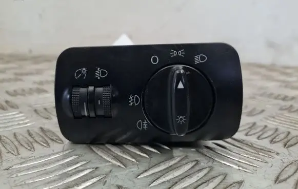 Light switch