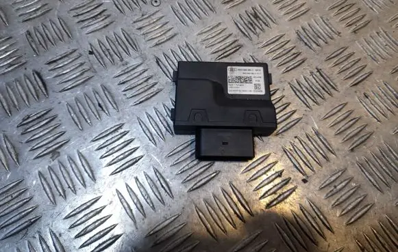 Audi A4 S4 B9 Fuel pump relay 8W0906093C