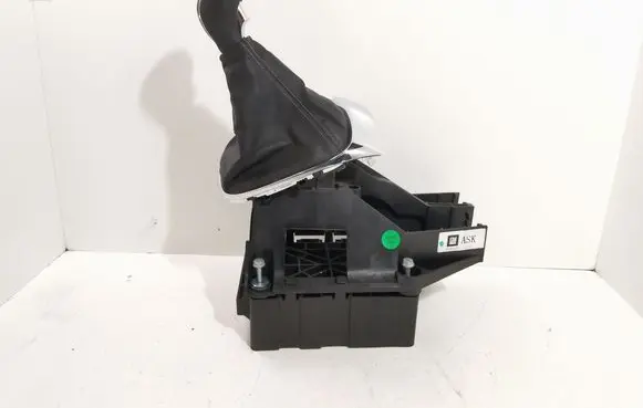 Gear shifter/selector