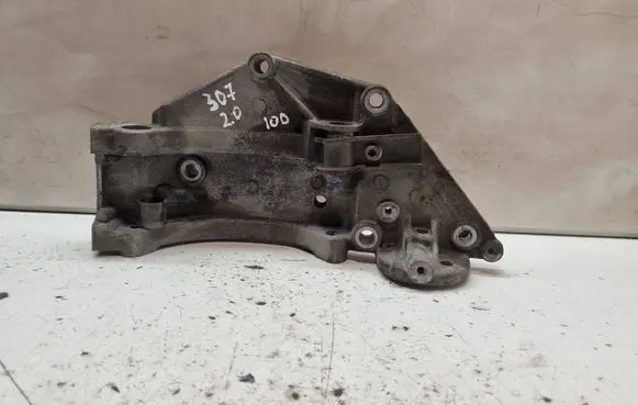 Generator/alternator bracket