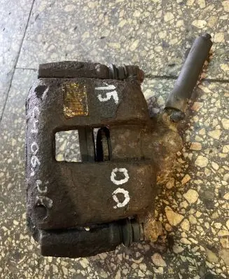 Citroen C4 I Front brake caliper