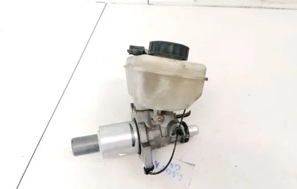 Mercedes-Benz S W220 Master brake cylinder