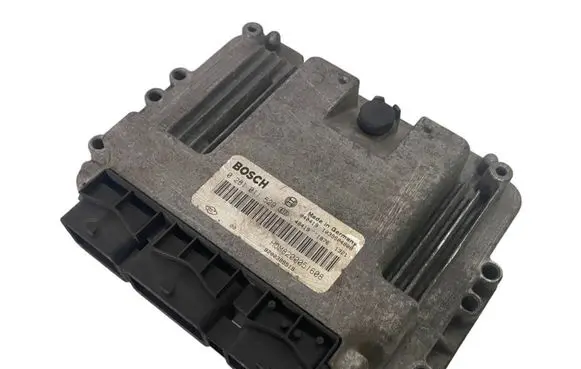 Renault Trafic II (X83) Engine control unit/module 0281011529 8200389519 1039S04808