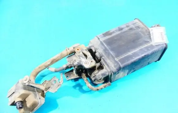 Active carbon filter fuel vapour canister