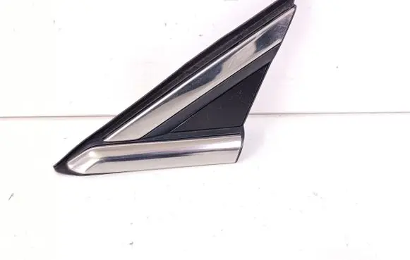 Fender end trim