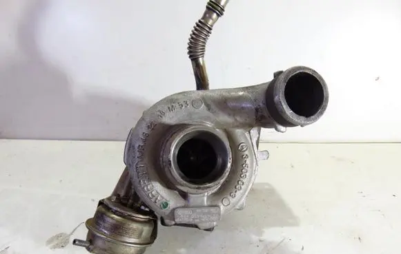Volkswagen PASSAT B5 Turbo 059145702D
