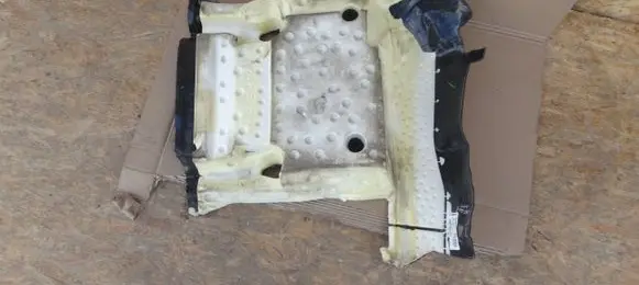 Volvo XC60 Second row seat mat 32384420 V040417
