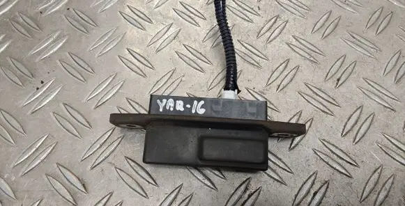 Toyota Yaris Tailgate opening switch 