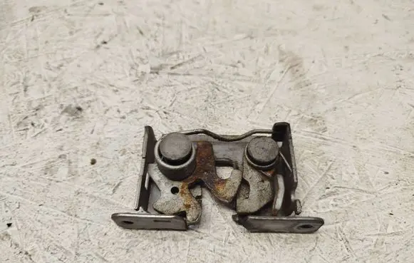 BMW X6 E71 Loading door lock 