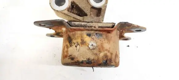 Opel Combo C Engine mount bracket