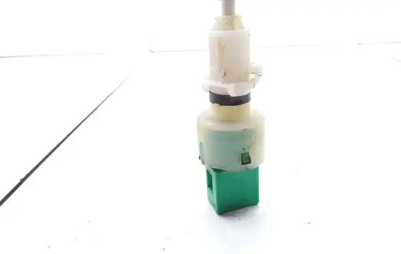 Clutch pedal sensor