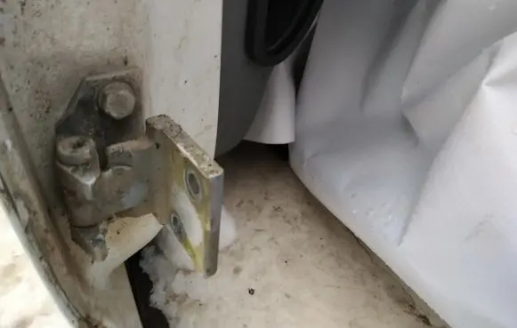 Peugeot 806 Front door upper hinge