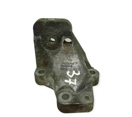 Volvo S60 Engine mounting bracket 8634123-2