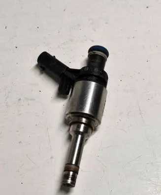 Skoda Octavia Mk2 (1Z) Fuel injector 06H906036F 0265100057