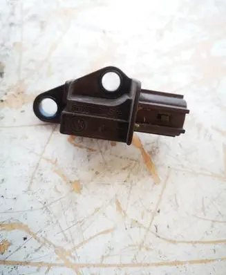 Audi Q5 SQ5 Airbag deployment crash/impact sensor