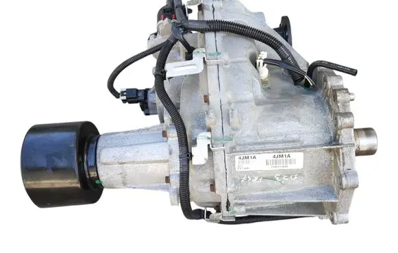 Nissan Navara D23 Gearbox transfer box case 4JM1A