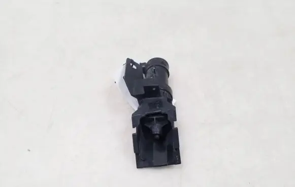 Nissan Murano Z50 Headlight washer spray nozzle